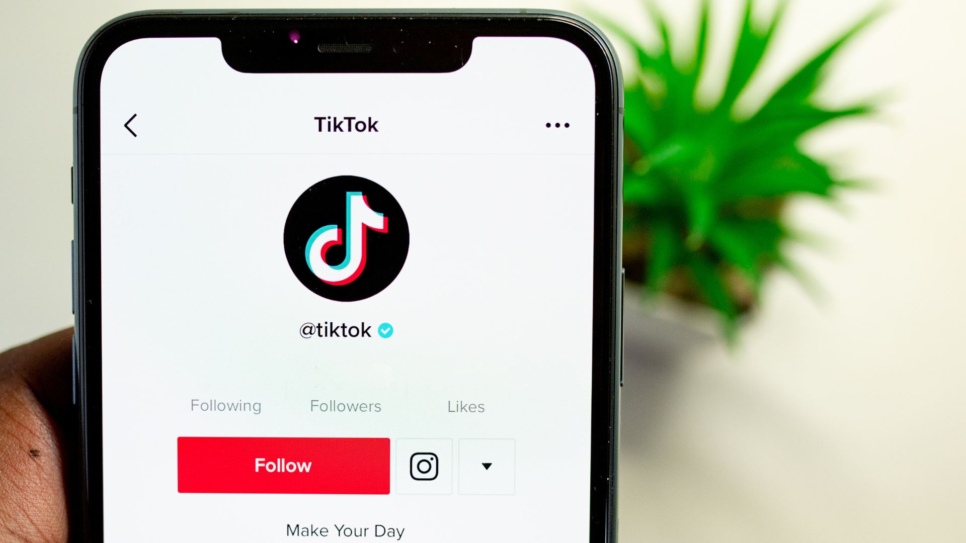 https://www.jumpfly.com/wp-content/uploads/2023/02/20230228-Trending-Industries-and-Audiences-for-TikTok-Advertising-Marisa.png