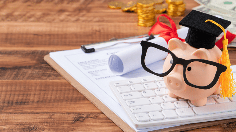 Recent Graduate on the Job Hunt? Read This!